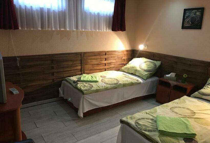 Номер Стандарт, Abszolút Hotel és Panzió