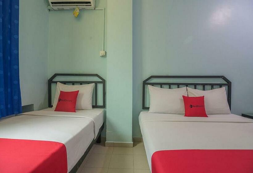 Семейный Номер, Reddoorz Near Nagoya Citywalk Batam 2
