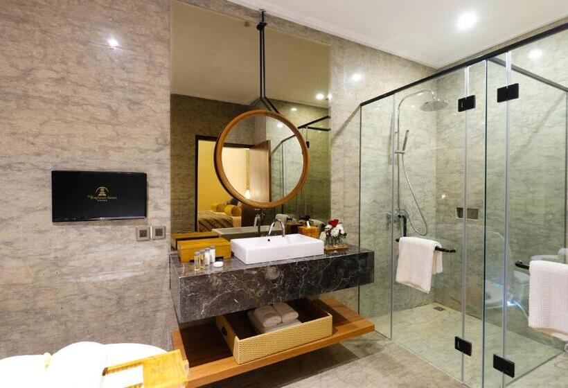 Вилла 2 Спальни, The Singhasari Resort Batu