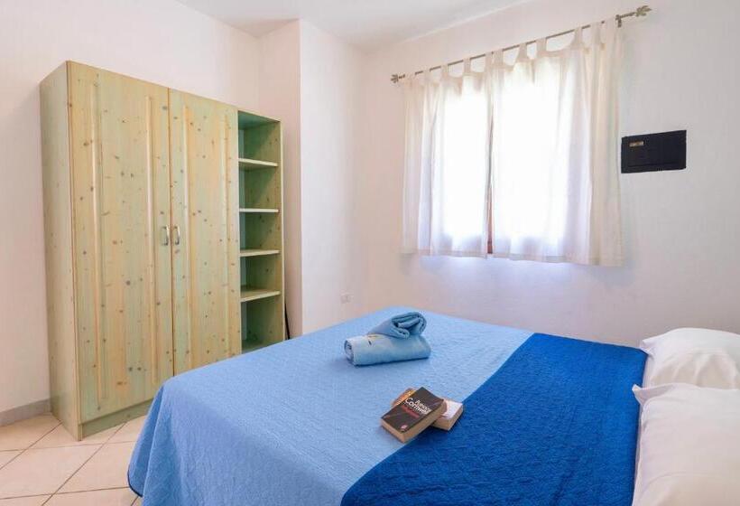 آپارتمان 1 خوابه, Residence With Swimming  Pool In Badesi