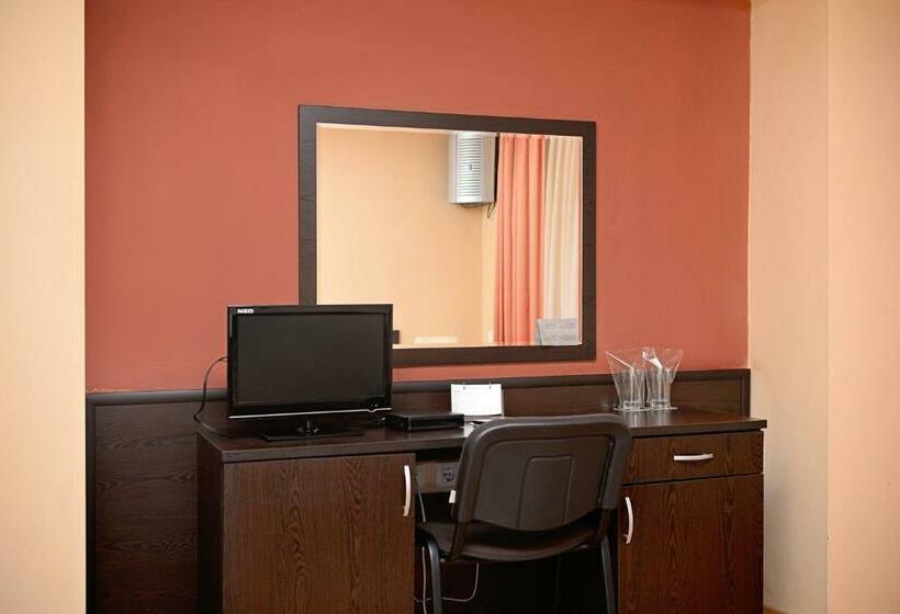 스탠다드 룸, Family Art Hotel Zora