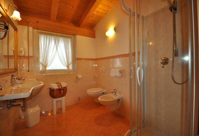 带阳台的高级房间, Adults Only Hotel Grafenstein