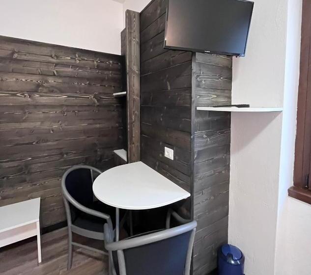 Четырехместный Номер Стандарт, Albergo Baffo
