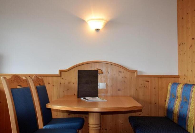 Семейный Номер Вид на Горы, Park Hotel Villa Etschland