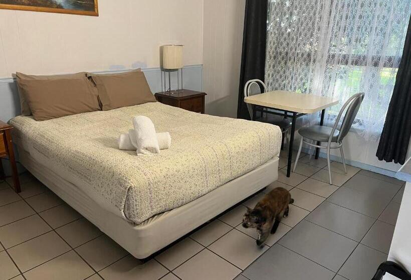 Номер Стандартный Кровать Куин, Woodmans Hill Motel