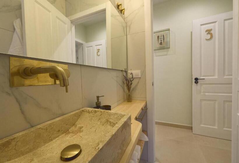 Номер Стандарт Трехместный, Hostal Casa Maria