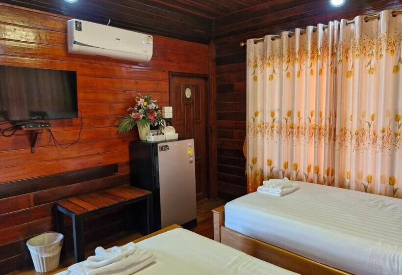 Номер Стандарт, Yungthong Baan Suan Resort