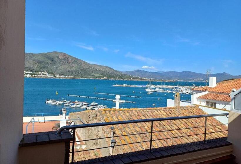 Номер Стандарт Вид на Море, Hostal Sol I Sombra