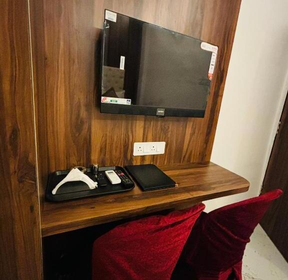 Трехместный Номер Deluxe, Airport Hotel Relax Inn