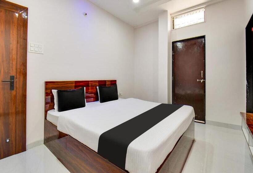 Трехместный Номер Классика, Oyo Hotel Atithi Inn