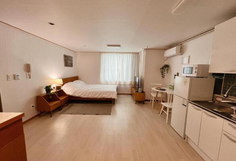 带1个卧室的公寓, Easy Access To Metro