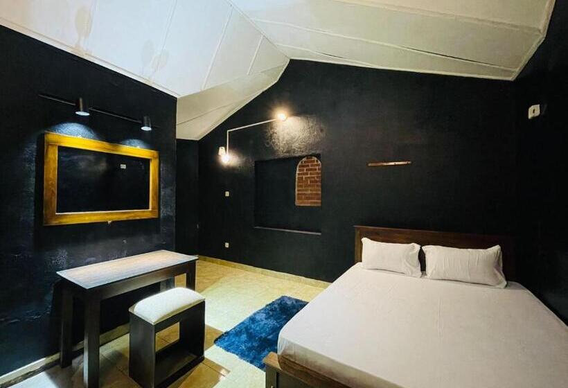 Номер Стандарт, Dreamshadow Hotels