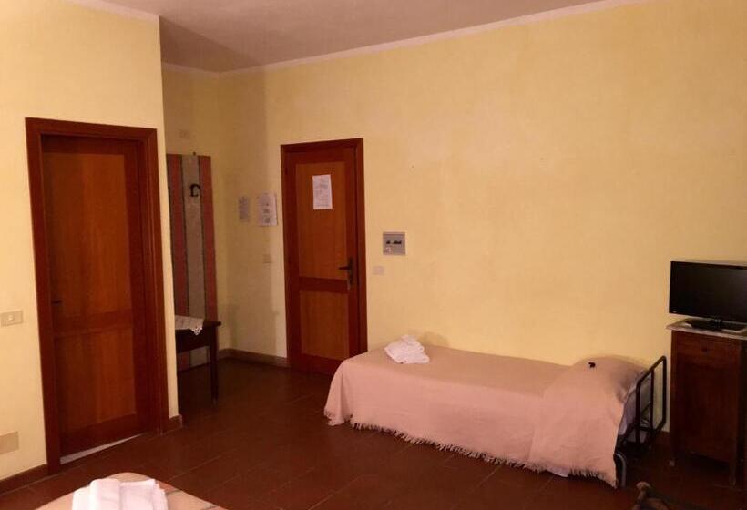Номер Стандарт Трехместный, B&b 8380
