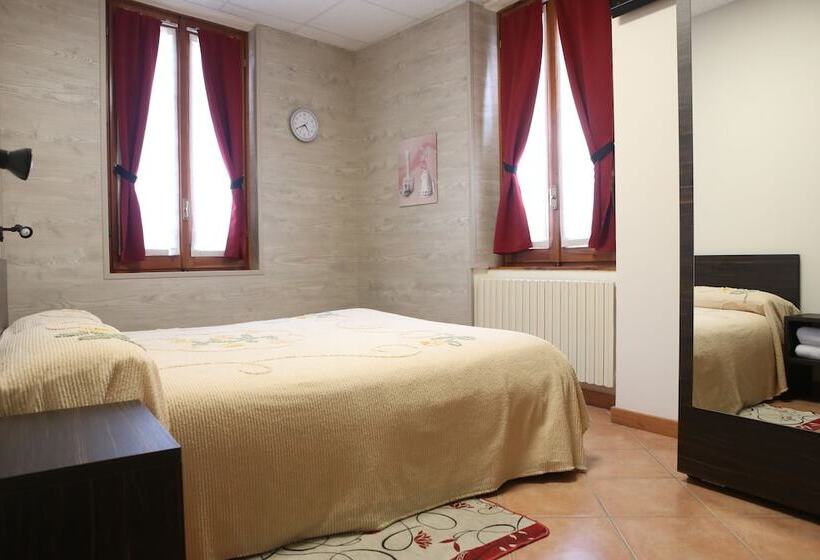 Номер Стандарт Вид на Горы, Albergo Gusmeroli