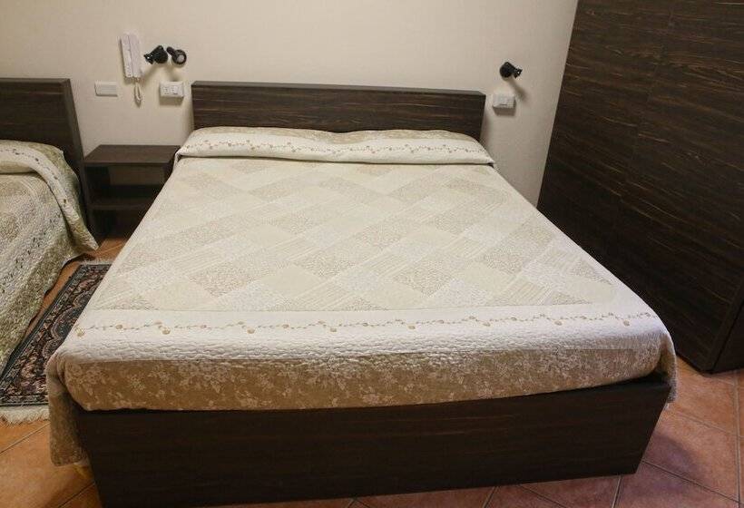 Номер Стандарт Трехместный, Albergo Gusmeroli