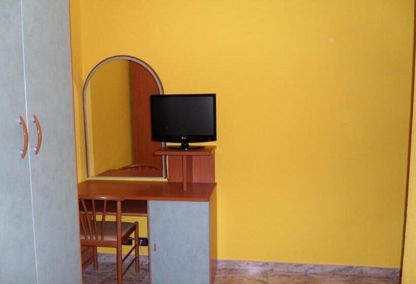 Номер Стандарт Индивидуальный, Formica