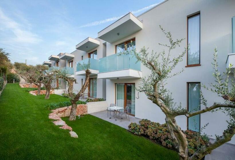 غرفة قياسية مطلّة علي الحديقة, Villa Olivo Resort 3s