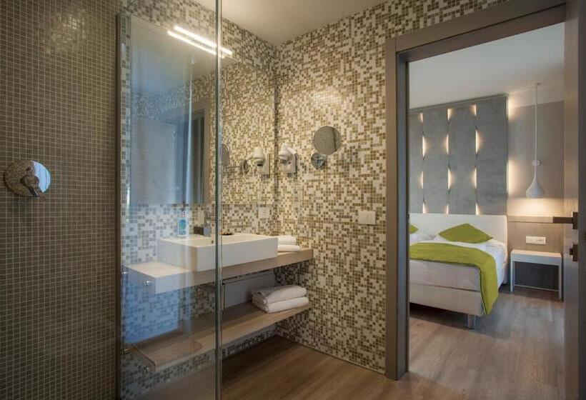 غرفة قياسية مزوَّدة بشُرفة, Villa Olivo Resort 3s