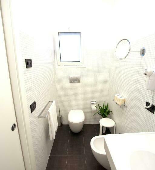 Полулюкс, Nice Hotel Bibione