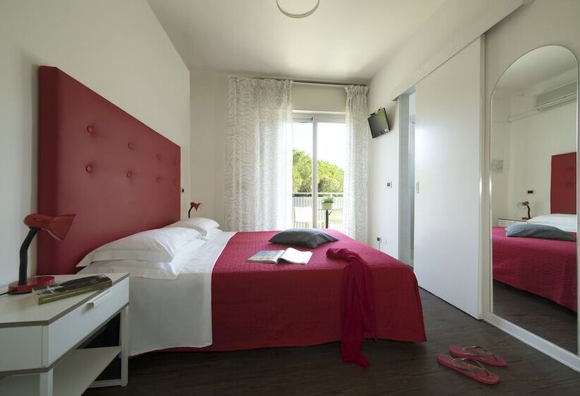 Номер Стандарт с Балконом, Nice Hotel Bibione