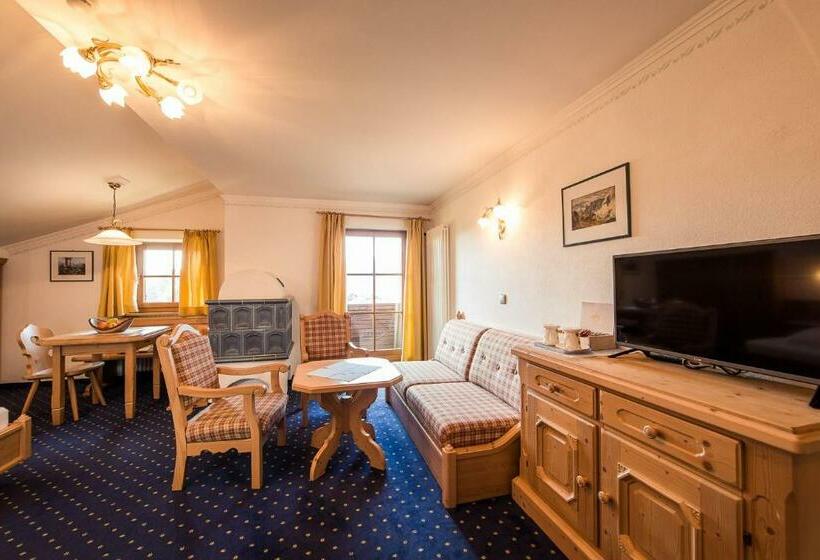 Полулюкс, Parc Hotel Tyrol