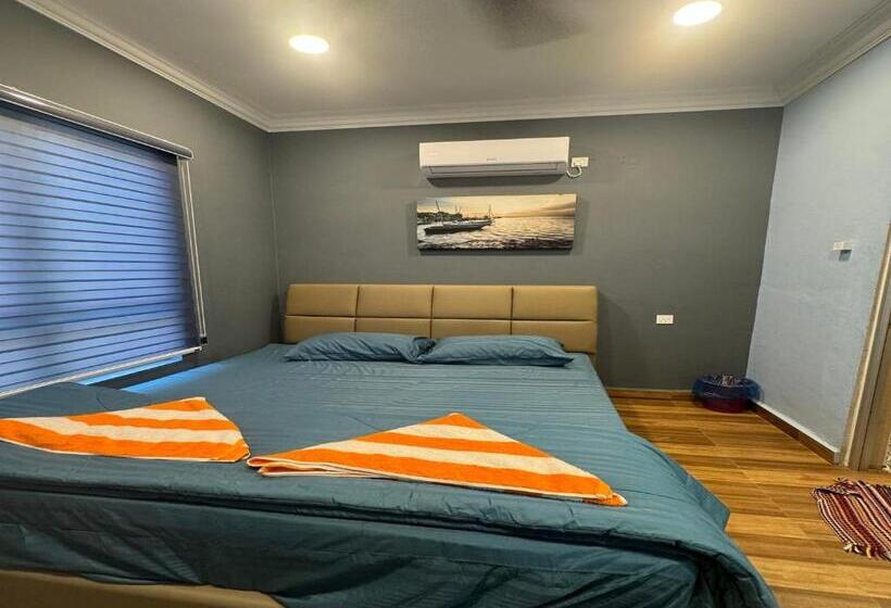 Люкс Повышенной Комфортности, Capital O 90949 Pelangi Beach Resort Mersing