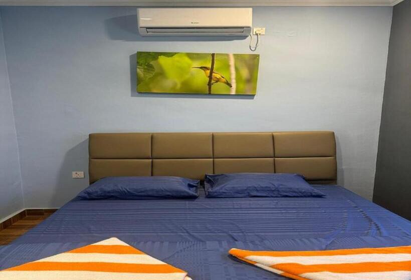 Студия Стандарт, Capital O 90949 Pelangi Beach Resort Mersing