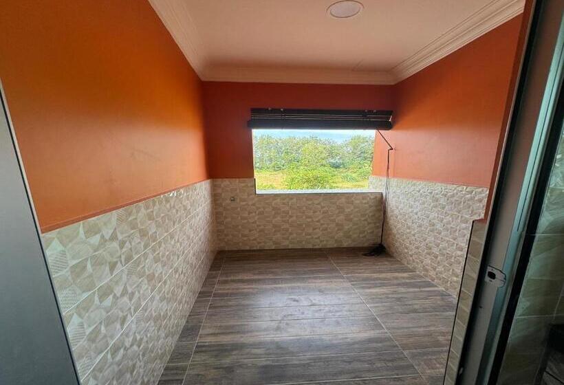 Президентский Люкс, Capital O 90949 Pelangi Beach Resort Mersing