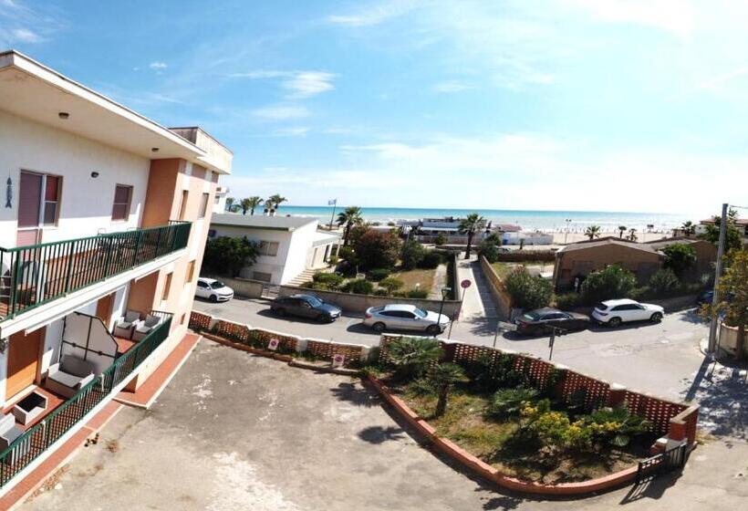 اتاق استاندارد سه نفره, B&b L'oasi