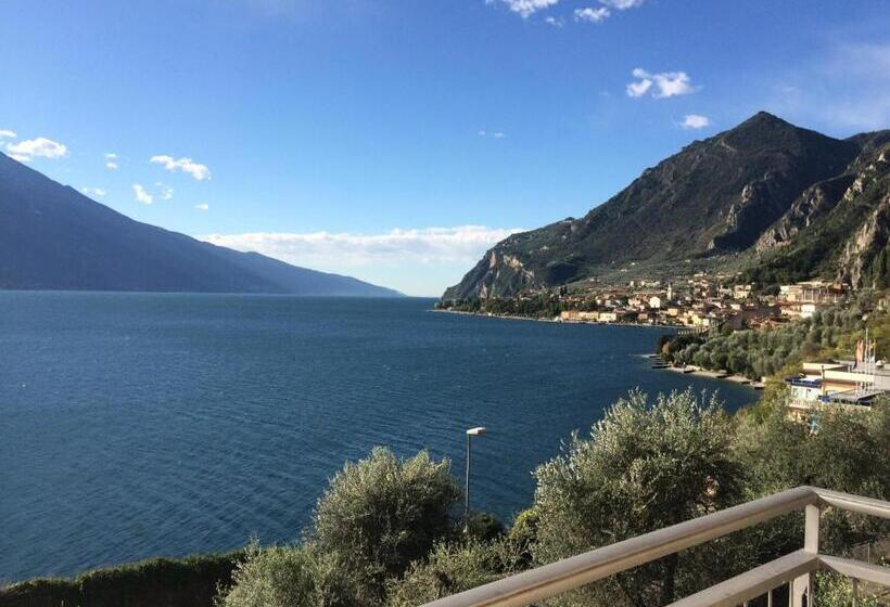 سوییت جونیور با چشم‌انداز دریاچه, Locanda Ruscello Garnì