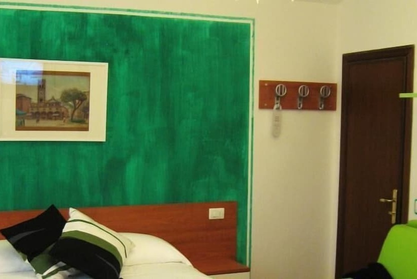 Четырехместный Номер Стандарт, Monterosso Alto