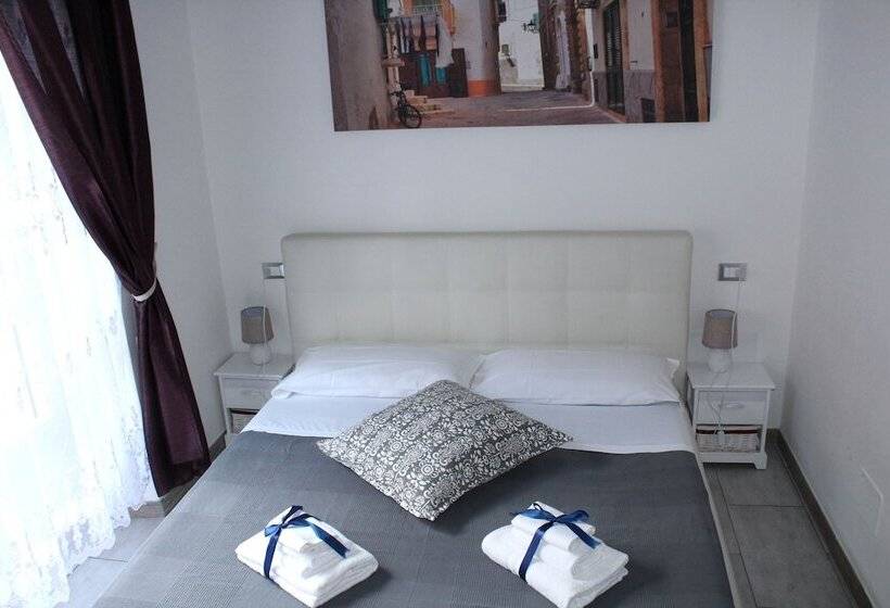 חדר סטנדרט לשלושה, La Suite Rooms & Apartments