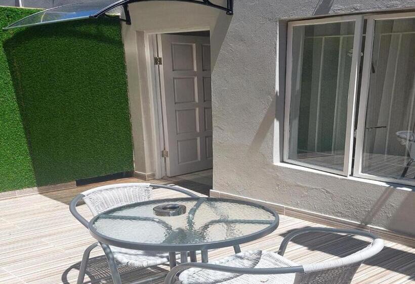 비즈니스룸, Muco Guest House