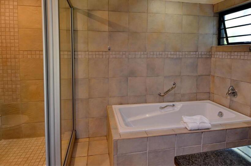 Номер Стандарт, Anew Resort Hunters Rest Rustenburg