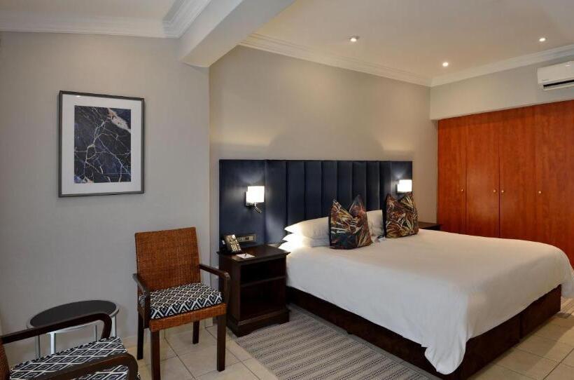 Номер Стандарт, Anew Resort Hunters Rest Rustenburg