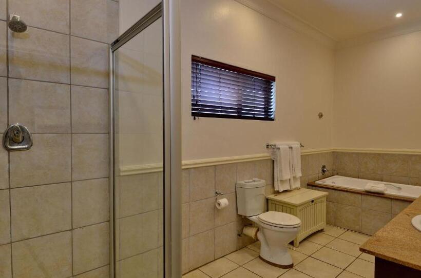 Президентский Люкс, Anew Resort Hunters Rest Rustenburg