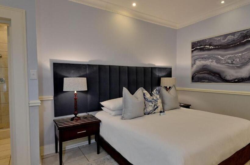 Президентский Люкс, Anew Resort Hunters Rest Rustenburg