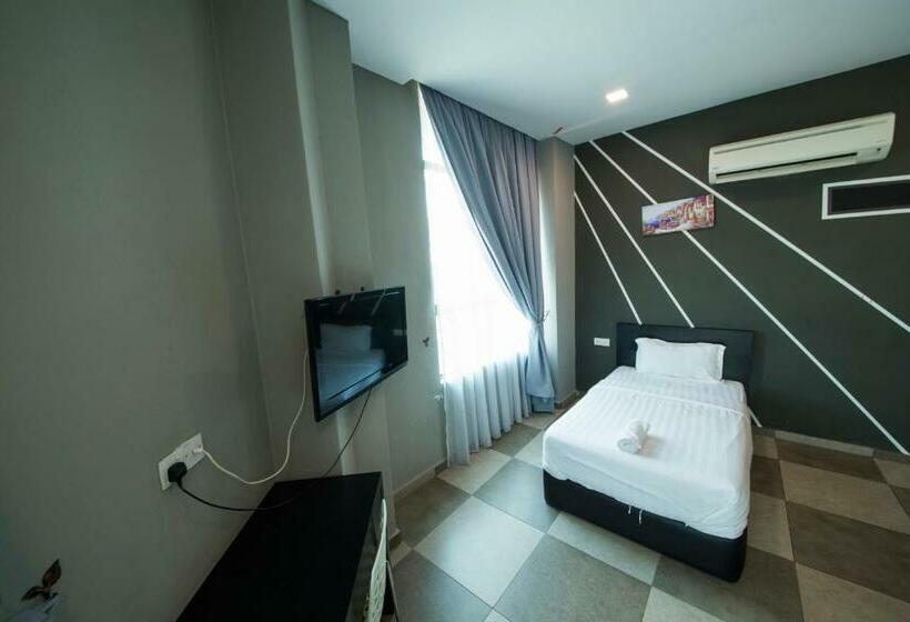 اتاق سوپریور خانوادگی, Elite Hotel Muar