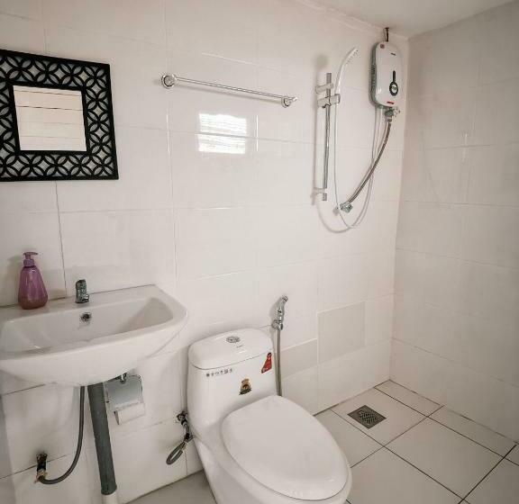 Номер Стандарт Совместная Ванная, Natol Homestay   Kuching