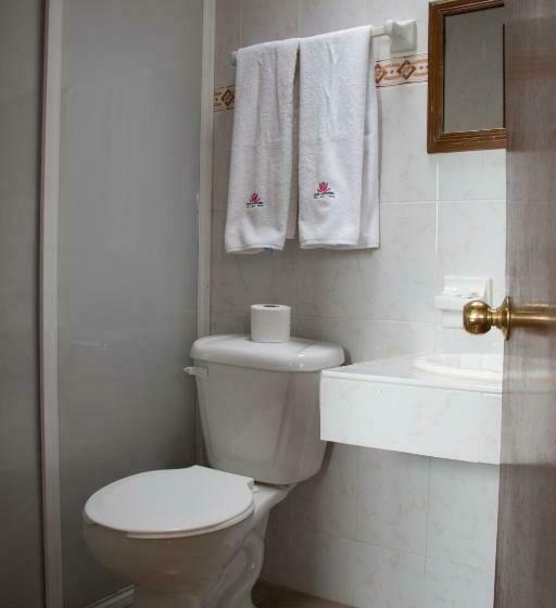 اتاق استاندارد با تخت بزرگ, Azucena