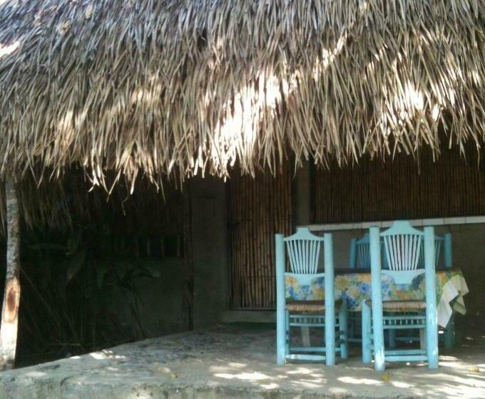 بانگلوی استاندارد, Junto Al Rio Bungalows & Suites