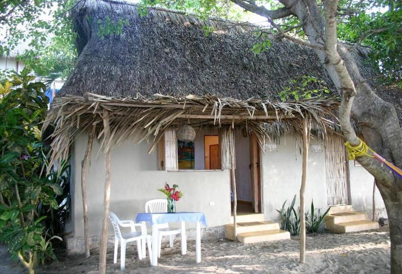سوییت سوپریور, Junto Al Rio Bungalows & Suites