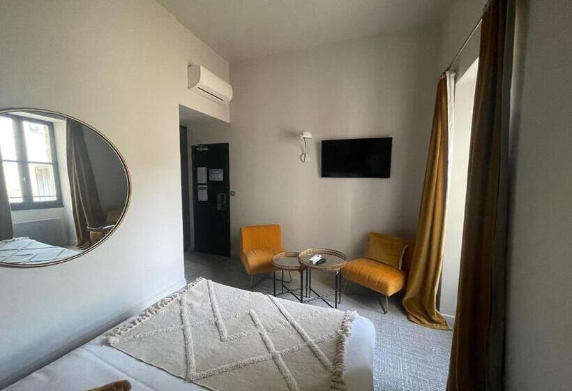 Номер Superior, Le Victoria Boutique Hôtel