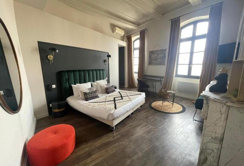 Полулюкс, Le Victoria Boutique Hôtel
