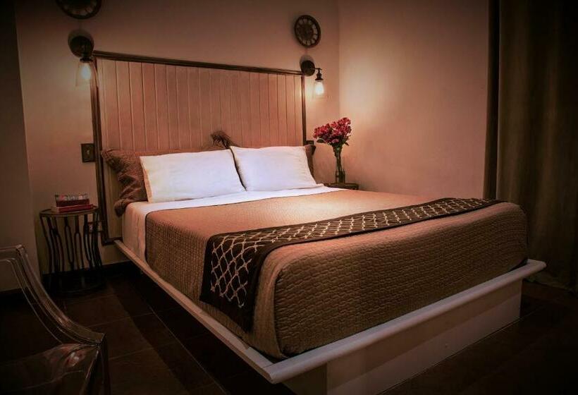 جناح, La Isabela Suites