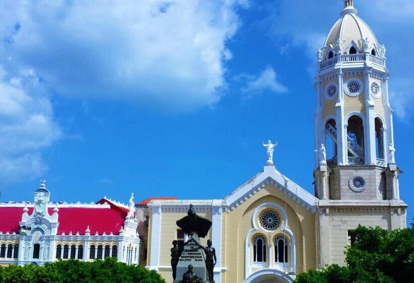 جناح إدارى, La Isabela Suites