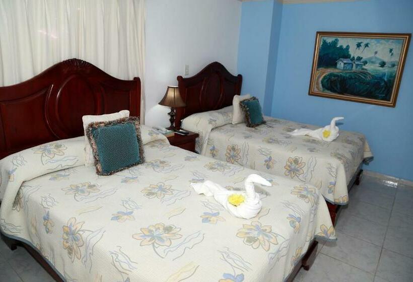 سوییت جونیور, Los Jardines