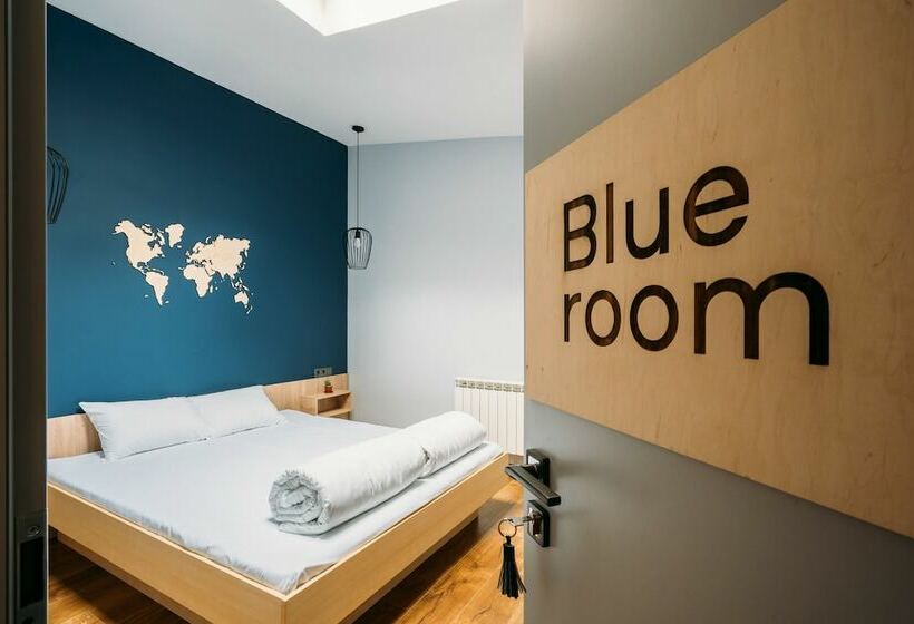 اتاق استاندارد با سرویس بهداشتی مشترک, Yard Hostel & Coffee