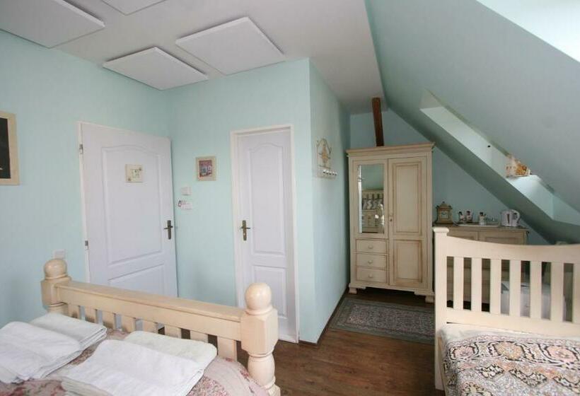 标准三人间, Pension Grant Lux Znojmo