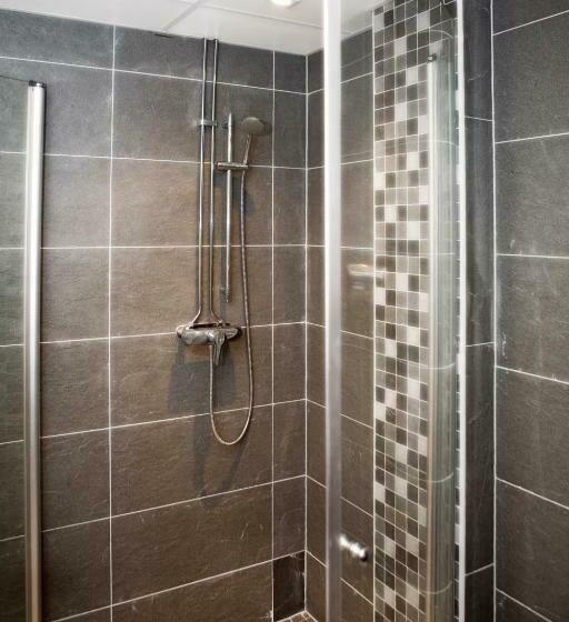 اتاق استاندارد با سرویس بهداشتی مشترک, Backpackers Göteborg